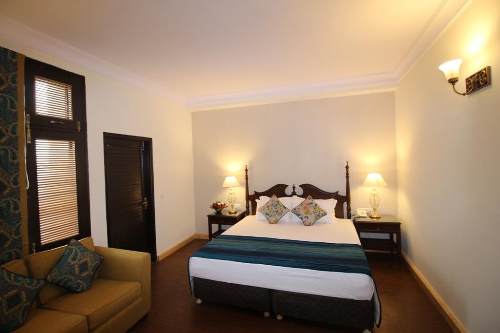 Отель The Oaktree House Шимла Экстерьер фото